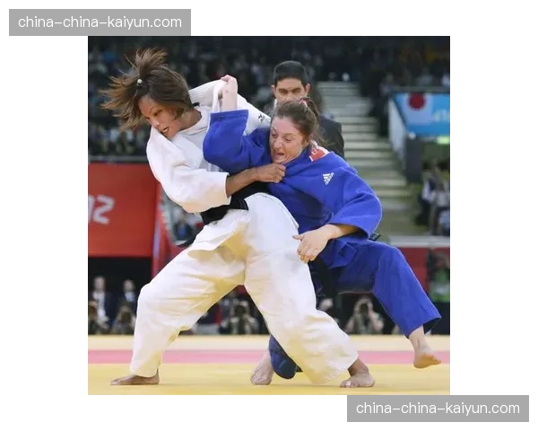 经济:日本柔道品牌“Mizuno”发布奥运限量版柔道服 经济:日本柔道品牌“Mizuno”发布奥运限量版柔道服