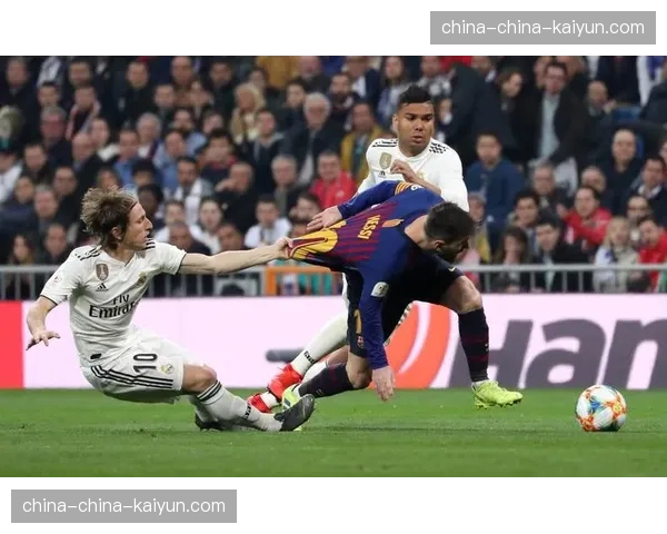 塞维利亚vs马竞：安达卢西亚主场迎战欧冠疲惫之师